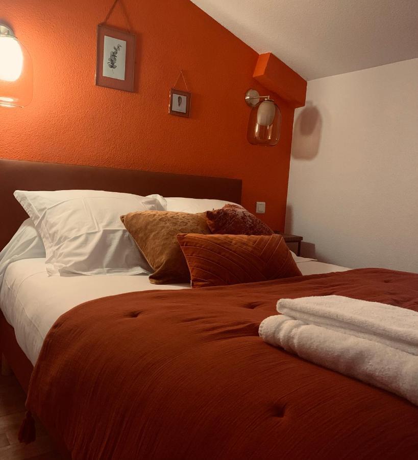 L'Escoundillou Hotel Saint-Jacques-des-Blats Екстериор снимка