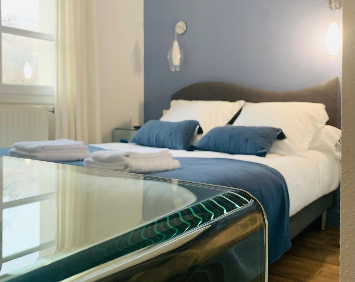 L'Escoundillou Hotel Saint-Jacques-des-Blats Екстериор снимка